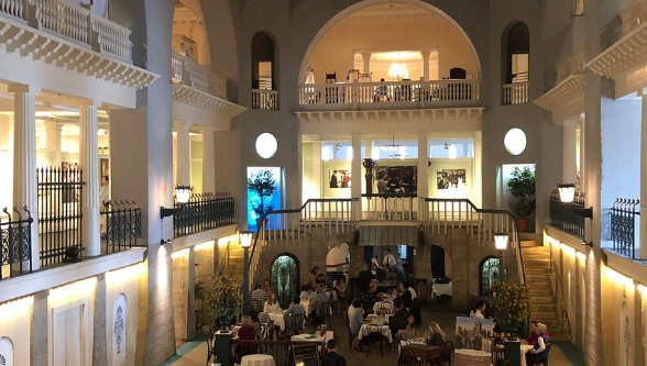 Cafe Alcazar